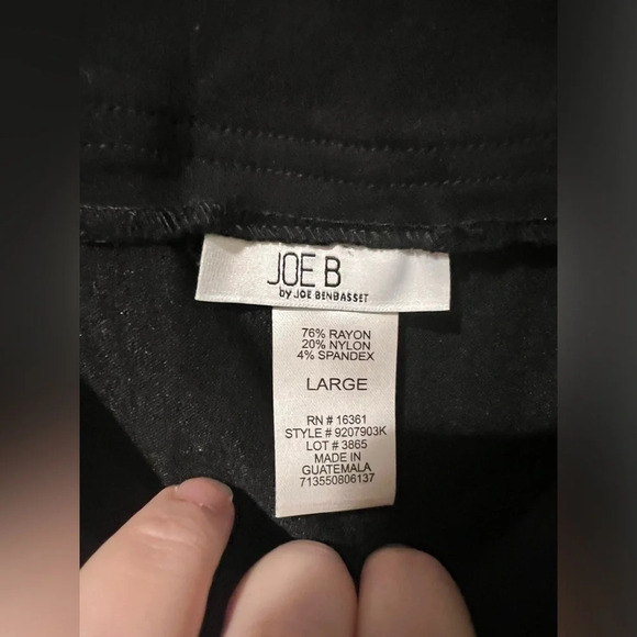 Joe B by Joe Benbasset mini pencil skirt. - Picture 3 of 4